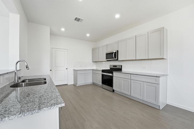 6814 Bens Landing, Cove, TX 77523