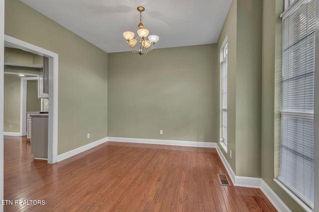 1010 Creek Brook Lane, Seymour, TN 37865