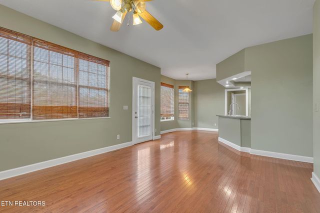 1010 Creek Brook Lane, Seymour, TN 37865