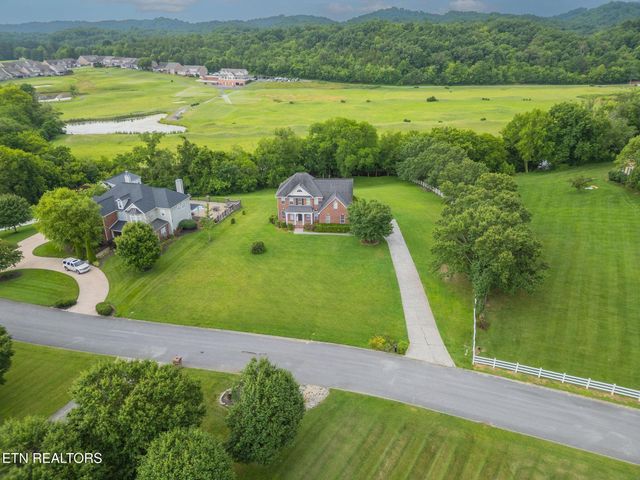 1010 Creek Brook Lane, Seymour, TN 37865