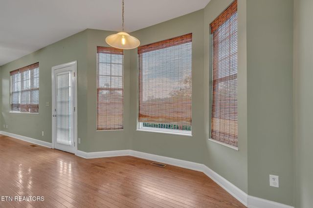 1010 Creek Brook Lane, Seymour, TN 37865