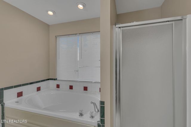 1010 Creek Brook Lane, Seymour, TN 37865