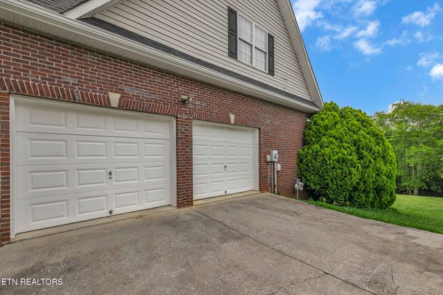 1010 Creek Brook Lane, Seymour, TN 37865