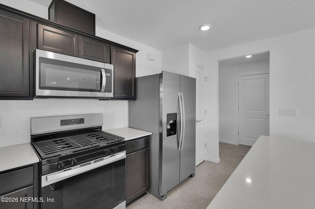 7093 SANDPERCH Street, Jacksonville, FL 32244