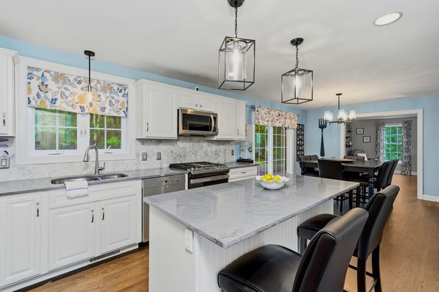 39 Jackman Ridge Road, Windham, NH 03087