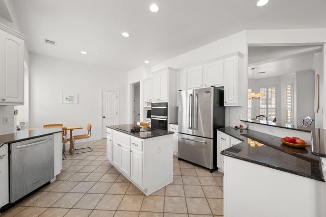 223 The Hills DR 3, Austin, TX 78738