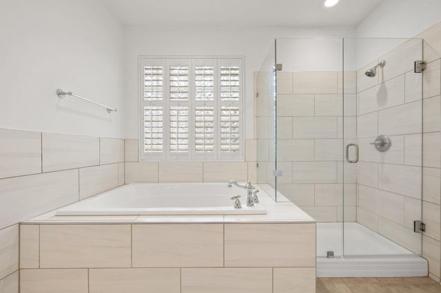 223 The Hills DR 3, Austin, TX 78738