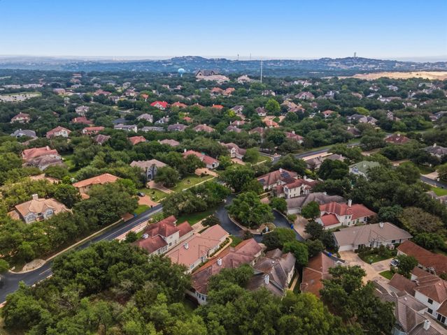 223 The Hills DR 3, Austin, TX 78738
