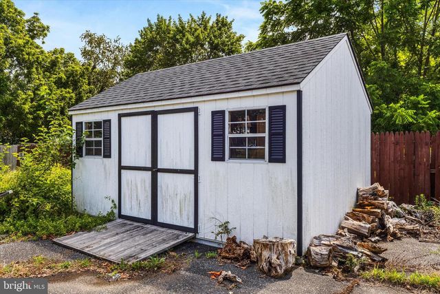 104 BAY ST, Snow Hill, MD 21863