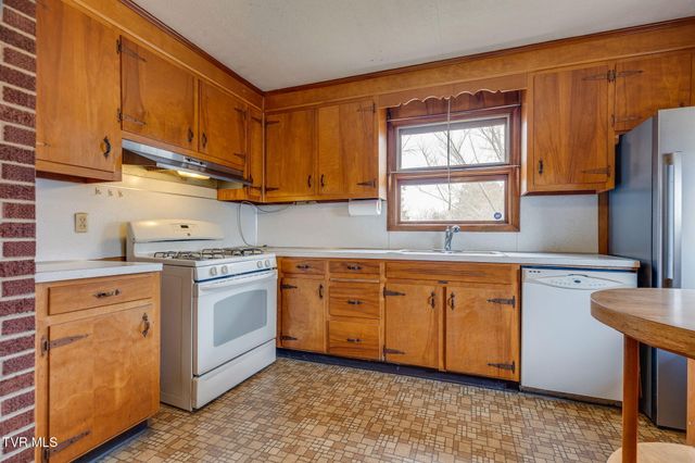 4197 Skyland Drive, Kingsport, TN 37664