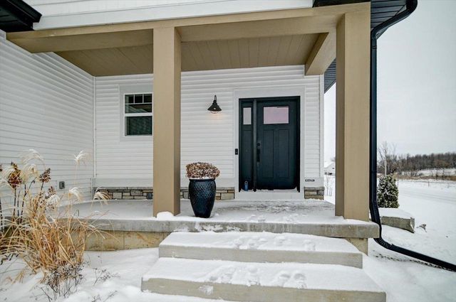 414 E School Road, Cottage Grove, WI 53527