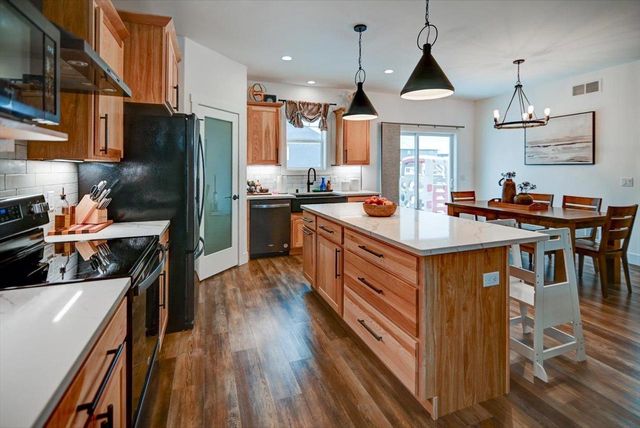 414 E School Road, Cottage Grove, WI 53527