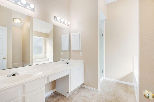 2922 Abbey Field Drive, Pearland, TX 77584