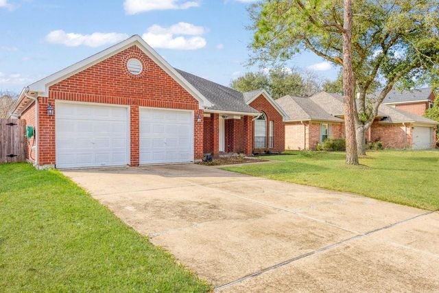 2922 Abbey Field Drive, Pearland, TX 77584