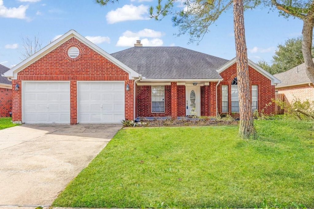 2922 Abbey Field Drive, Pearland, TX 77584