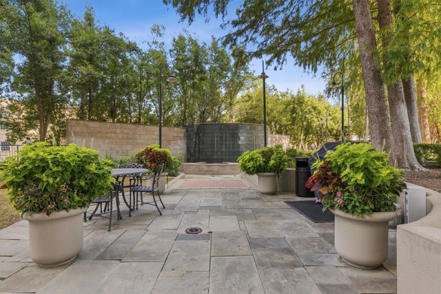 3401 Lee Parkway 409, Dallas, TX 75219