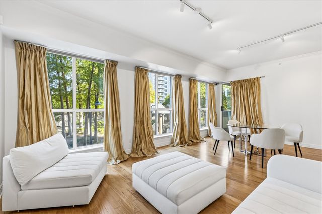3401 Lee Parkway 409, Dallas, TX 75219