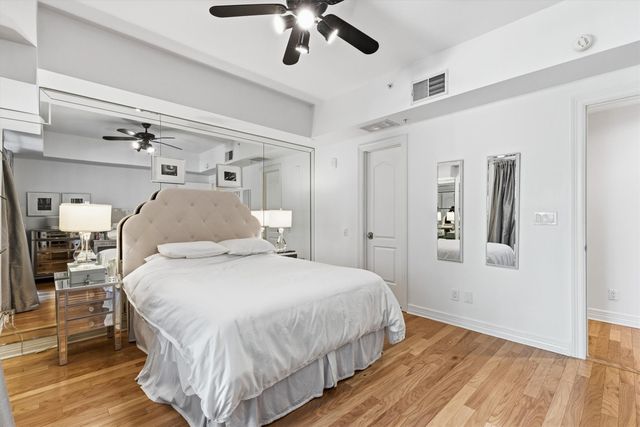 3401 Lee Parkway 409, Dallas, TX 75219