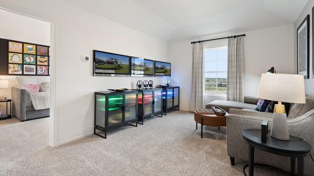 12106 Pike BND, Mustang Ridge, TX 78610