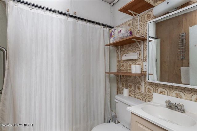 869 Bouton Court, Fairbanks, AK 99712