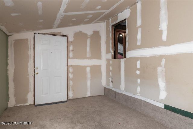 869 Bouton Court, Fairbanks, AK 99712