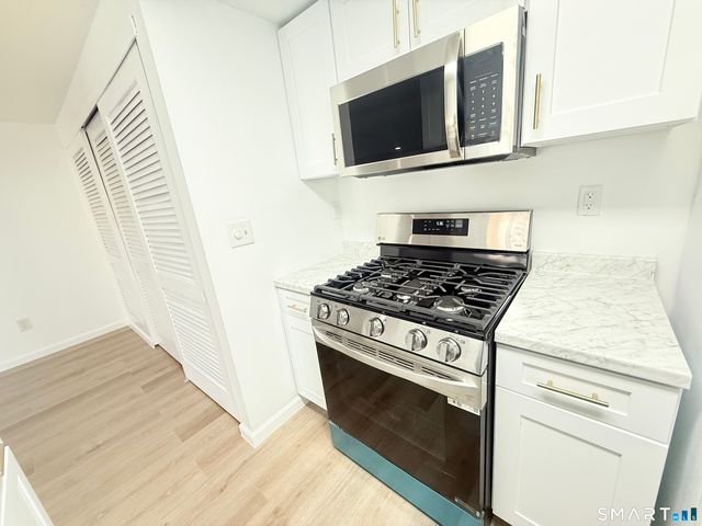 20 Little Oak Lane 20, Rocky Hill, CT 06067