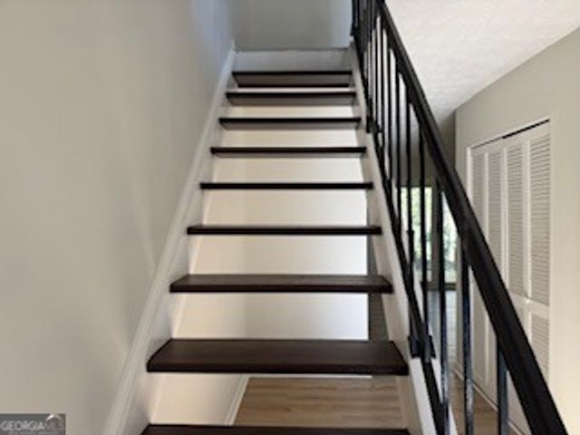 134 Fernbanks Court, Athens, GA 30605