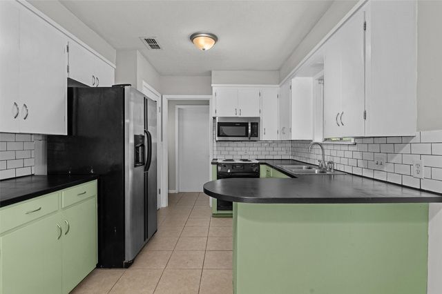 1712 Bradley Street, Bossier City, LA 71112