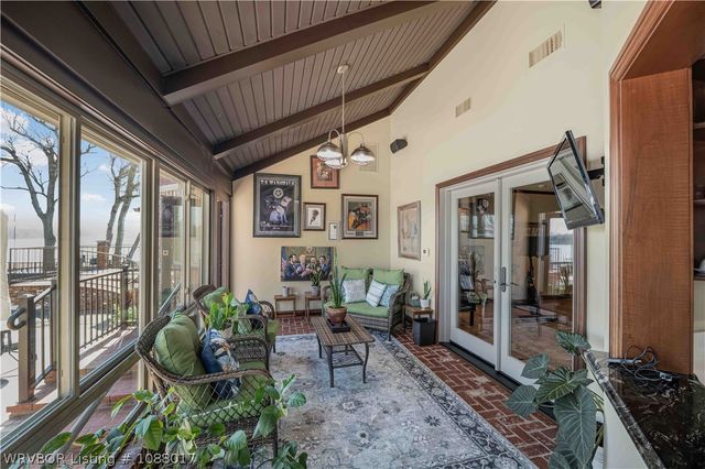 308 Rivercrest Drive, Fort Smith, AR 72903