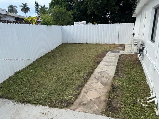 112xx SW 48th Street A, Miami, FL 33165