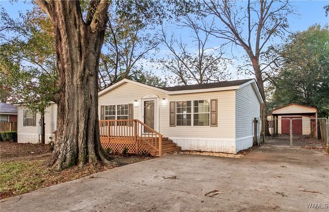 1820 66th E, Cottondale, AL 35453