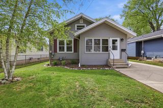 122 Tenny AVENUE, Waukesha, WI 53186