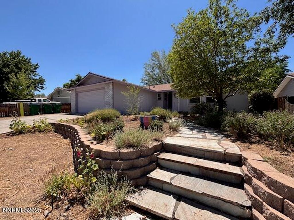 1558 Trolley Way, Carson City, NV 89701