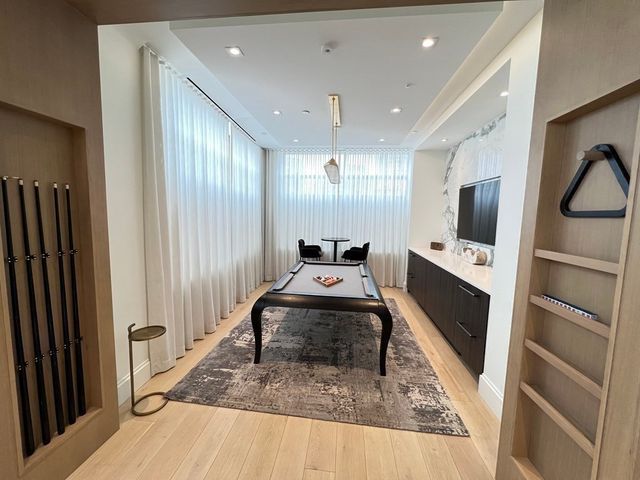 100 Shawmut Ave. 812, Boston, MA 02118