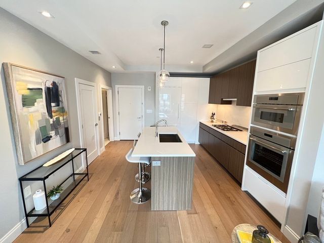 100 Shawmut Ave. 812, Boston, MA 02118