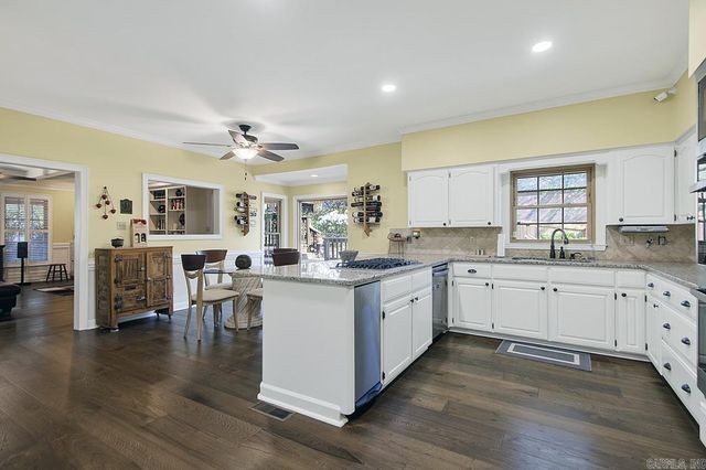 3 Longview Cove, Little Rock, AR 72212