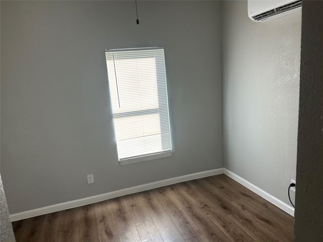 5105 Sherman Street 3, Houston, TX 77011