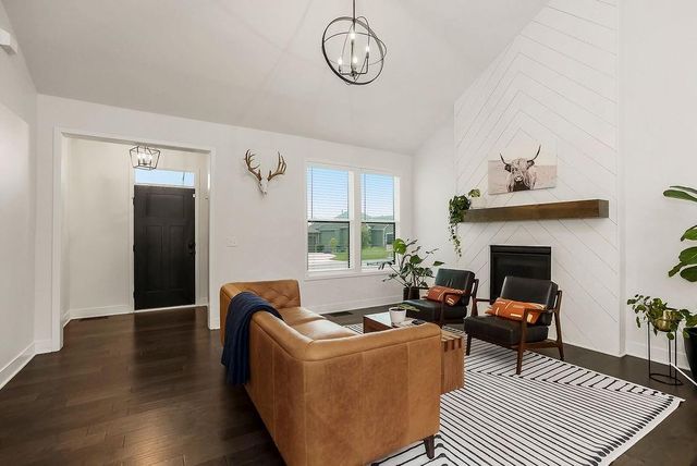 18911 Weaver Street, Spring Hill, KS 66083