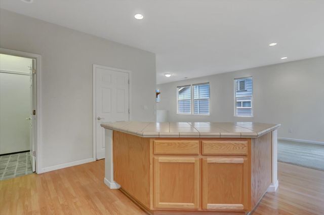 124 Starling Cir, Grass Valley, CA 95945