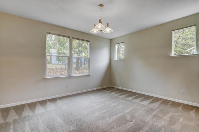 124 Starling Cir, Grass Valley, CA 95945