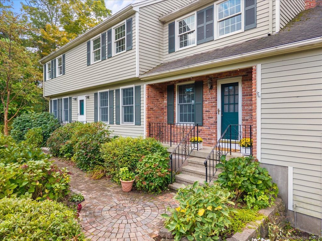 14 West Todd Street, Hamden, CT 06518