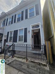 934 Ferry Street 2F, Easton, PA 18042