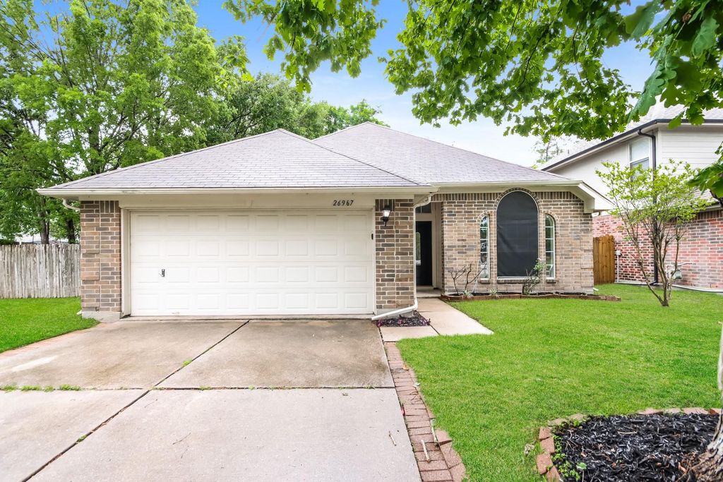 26967 Crown Haven Court, Kingwood, TX 77339