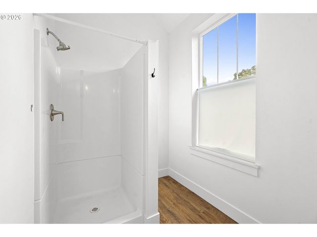 8780 Se FLAVEL St, Portland, OR 97266