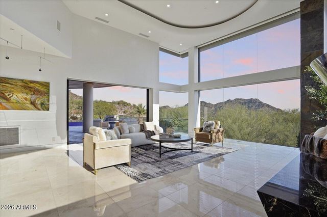 4550 E FOOTHILL Drive, Paradise Valley, AZ 85253