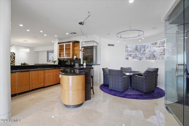 4550 E FOOTHILL Drive, Paradise Valley, AZ 85253