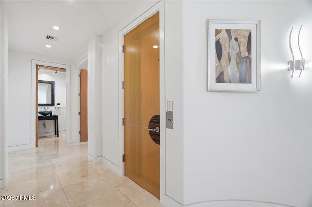 4550 E FOOTHILL Drive, Paradise Valley, AZ 85253