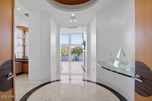 4550 E FOOTHILL Drive, Paradise Valley, AZ 85253