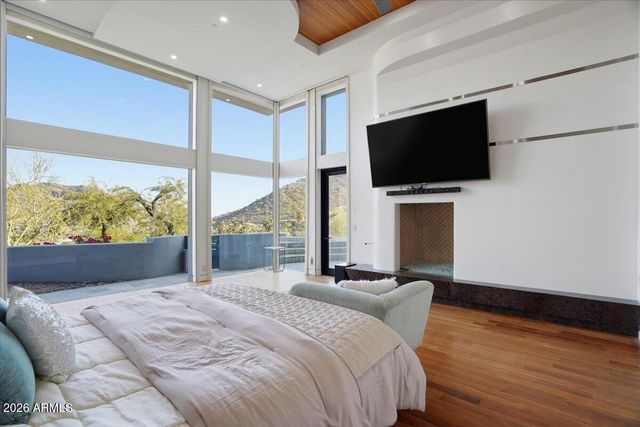 4550 E FOOTHILL Drive, Paradise Valley, AZ 85253