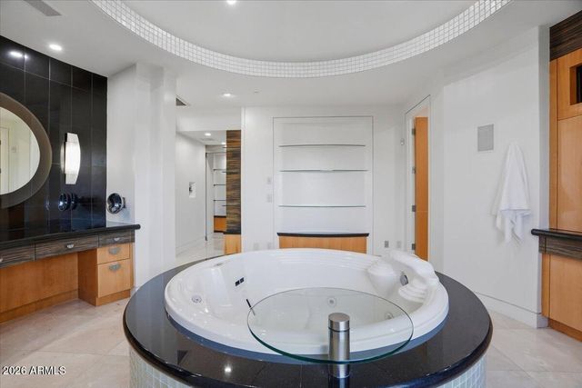 4550 E FOOTHILL Drive, Paradise Valley, AZ 85253